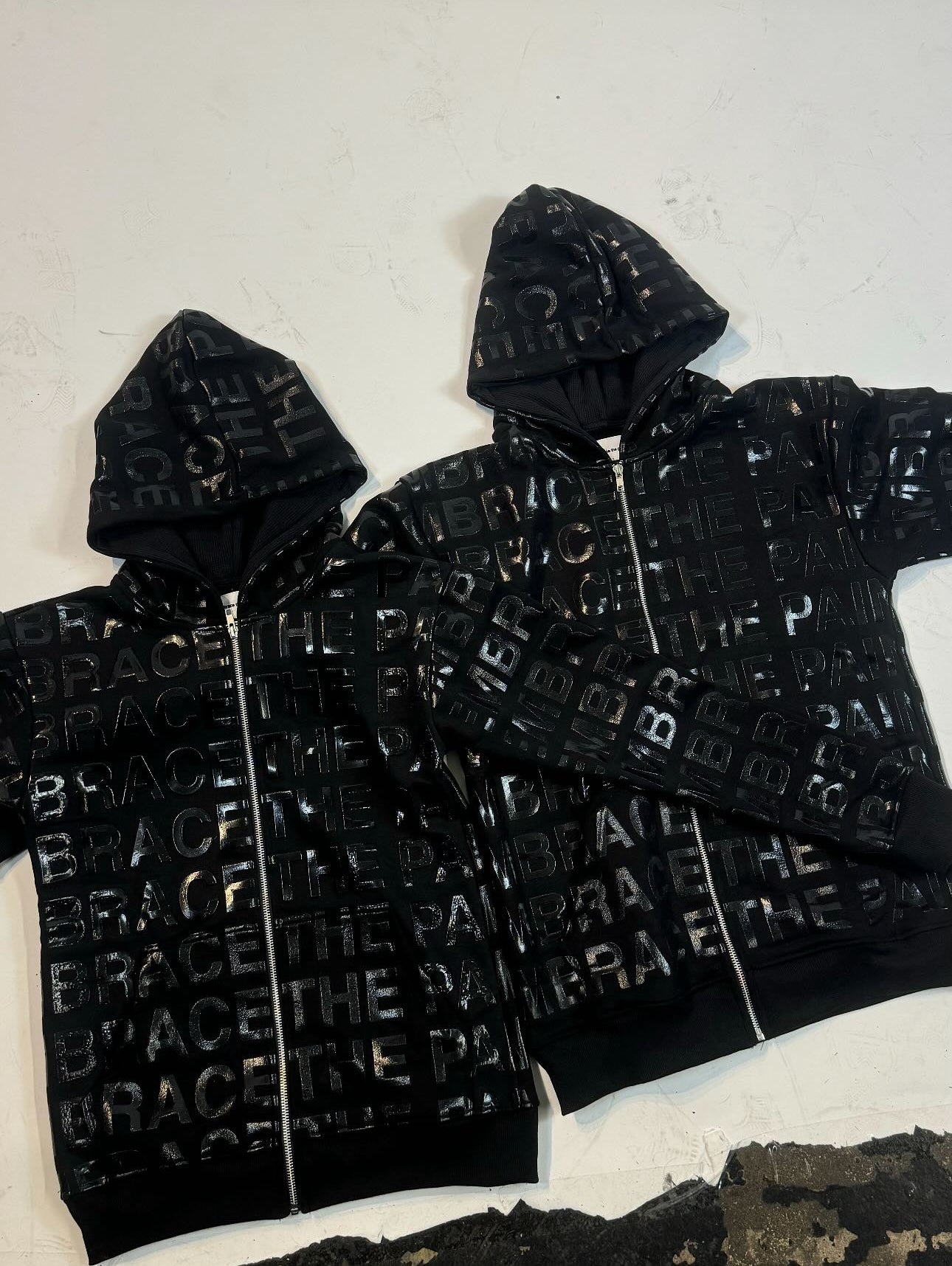 AW/25 Embrace The Pain Zip Up